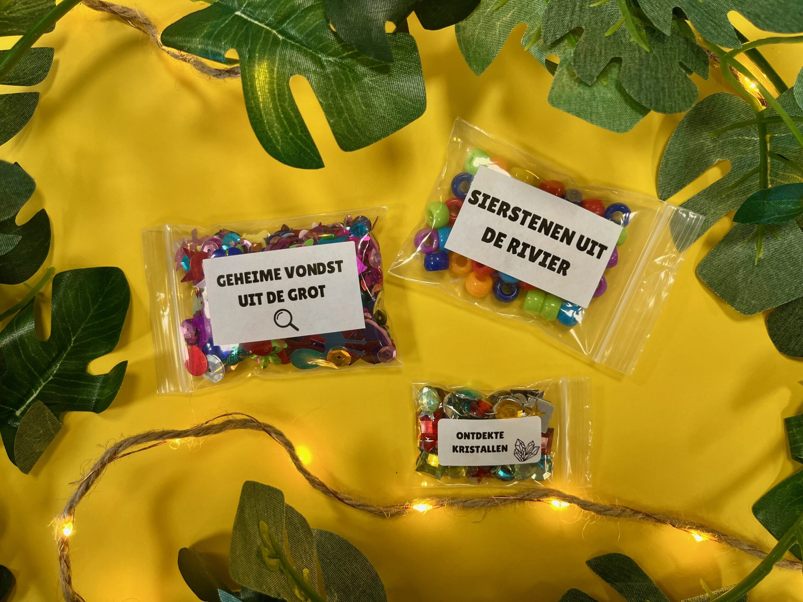 Sierstenen uit de Rivier, Geheime Vondst uit de Grot, Ontdekte Kristallen